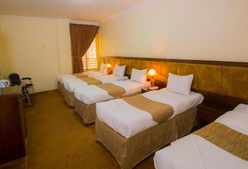 בית מלון כפרי Al Zahra