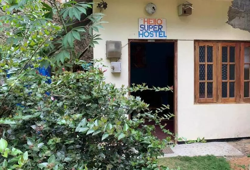 Hello Super Hostel