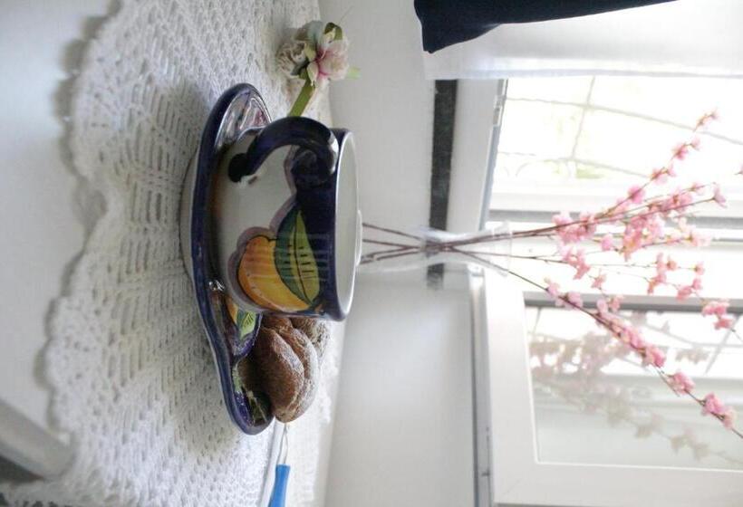 Пансион Il Borgo Di Iaconti