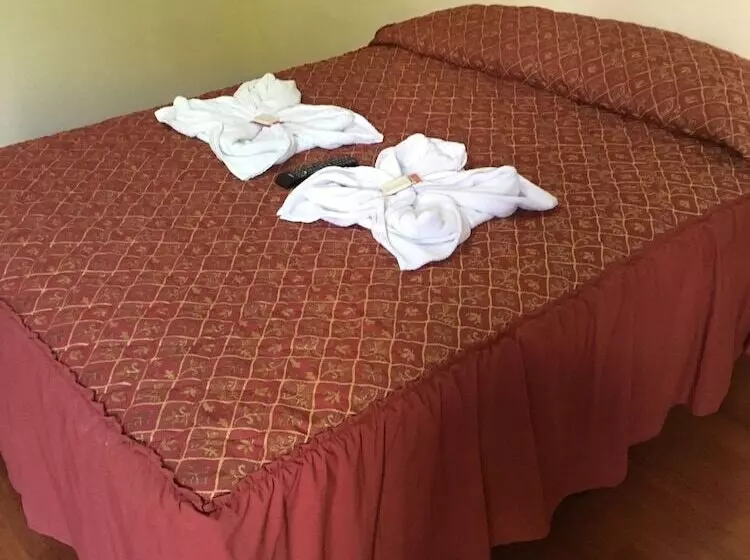 Global Airport Bed And Breakfast