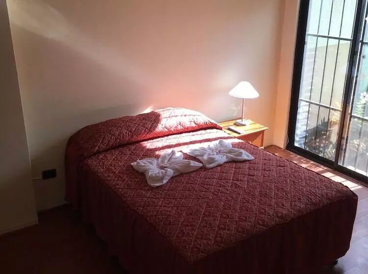 Global Airport Bed And Breakfast