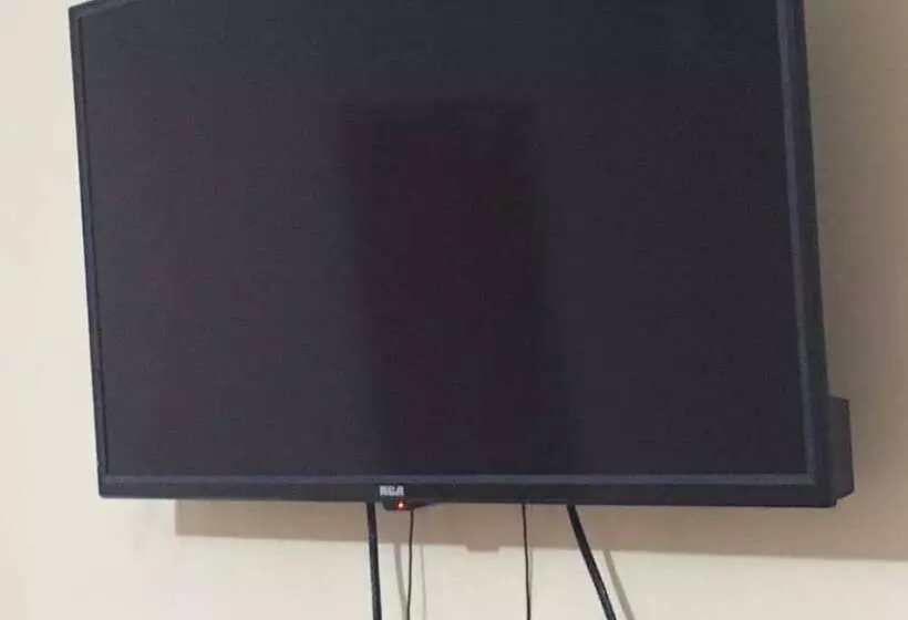 Global Airport Bed And Breakfast