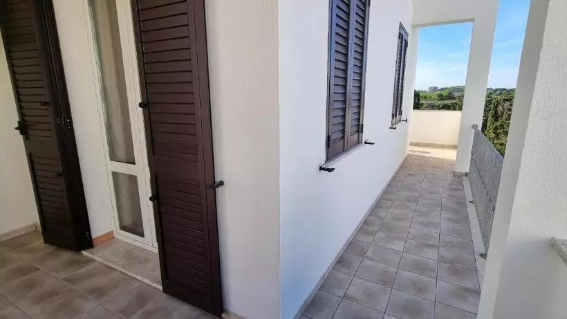 Catona House