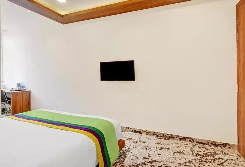 Itsy Hotels Shrey S Inn Mallandur Road