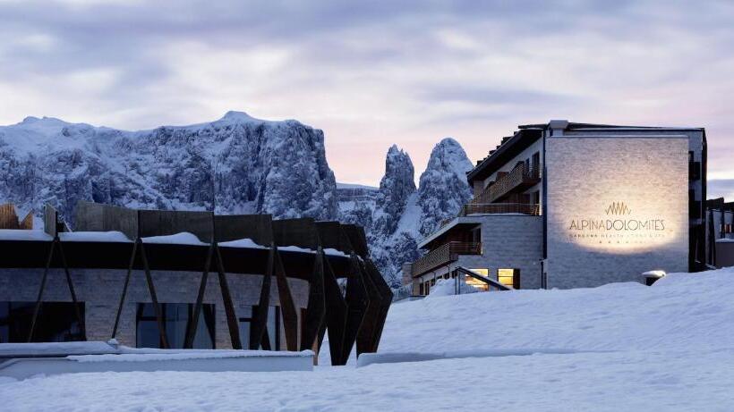 호텔 Como Alpina Dolomites