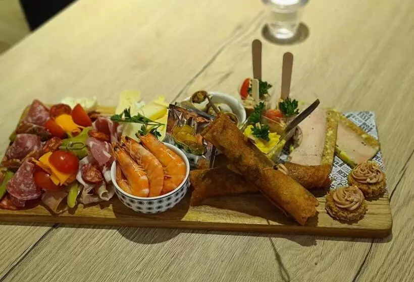 Отель Auberge De La Durdent