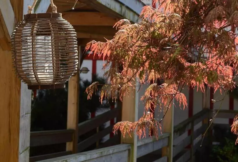 Отель Auberge De La Durdent