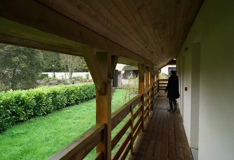 Отель Auberge De La Durdent