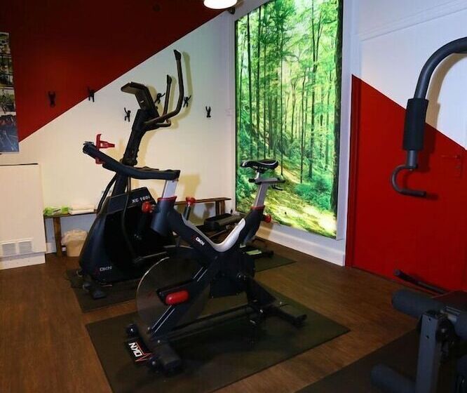 Cit Hotel   Hotel Le Cèdre