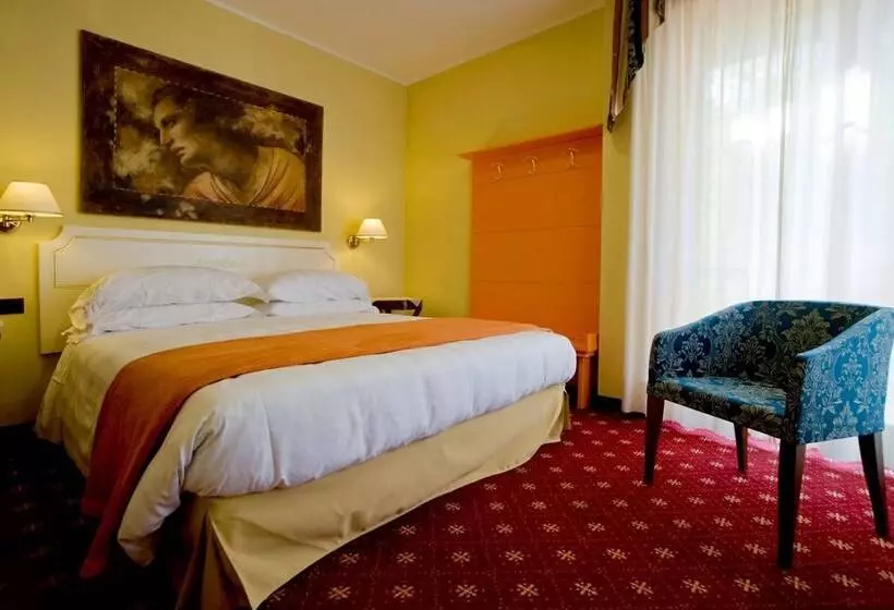 בית מלון כפרי Ferrari