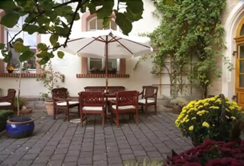 Отель Graf Von Mansfeld