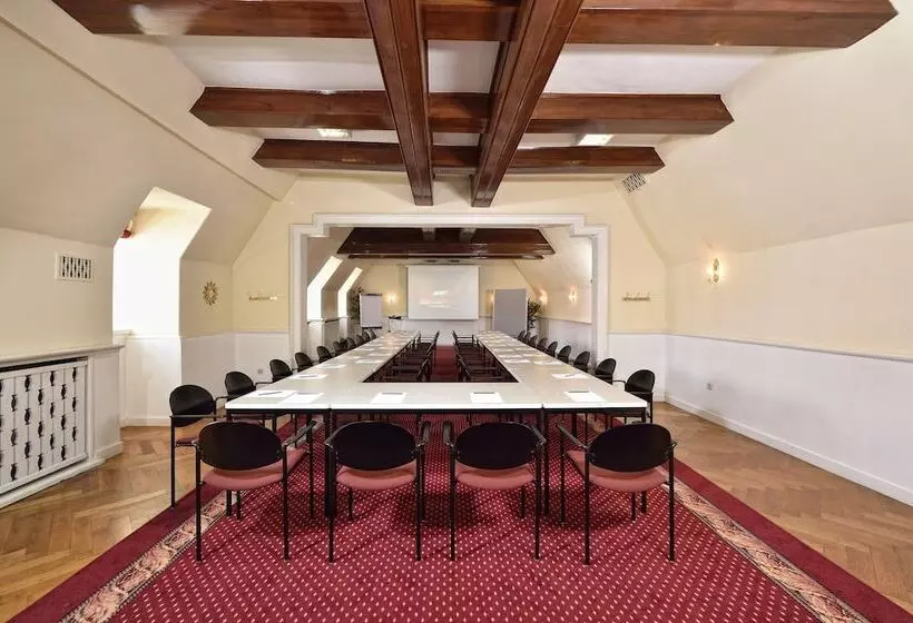 Отель Graf Von Mansfeld