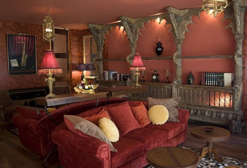 هتل Hôtel Demeure Loredana