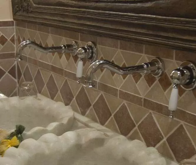 Hotel Hôtel Demeure Loredana