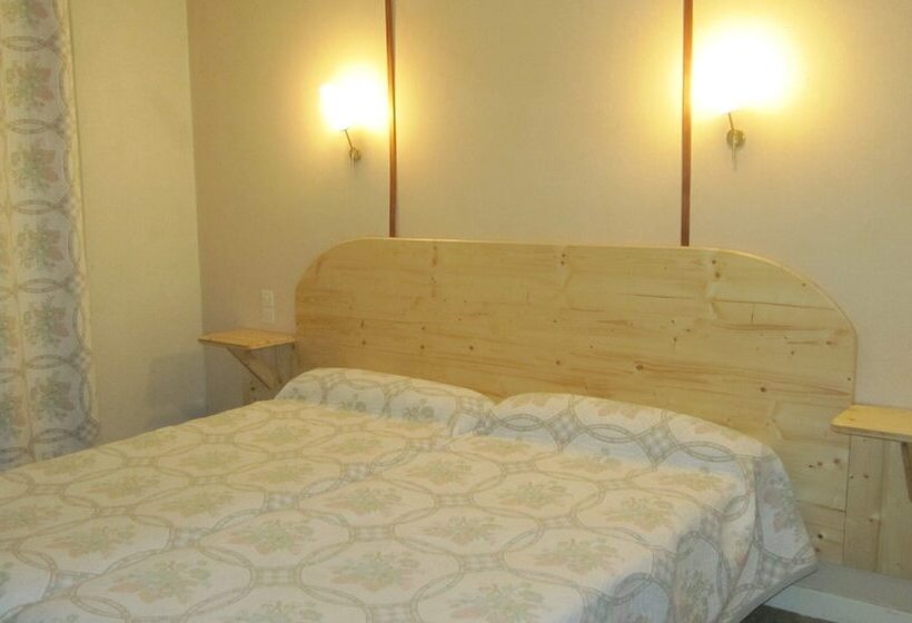 فندق Hôtel Des Rochers