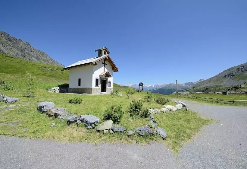 ホテル Interalpen