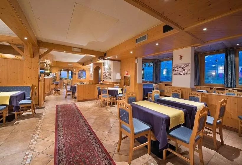 ホテル Interalpen