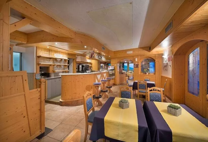 ホテル Interalpen