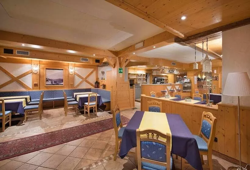 ホテル Interalpen