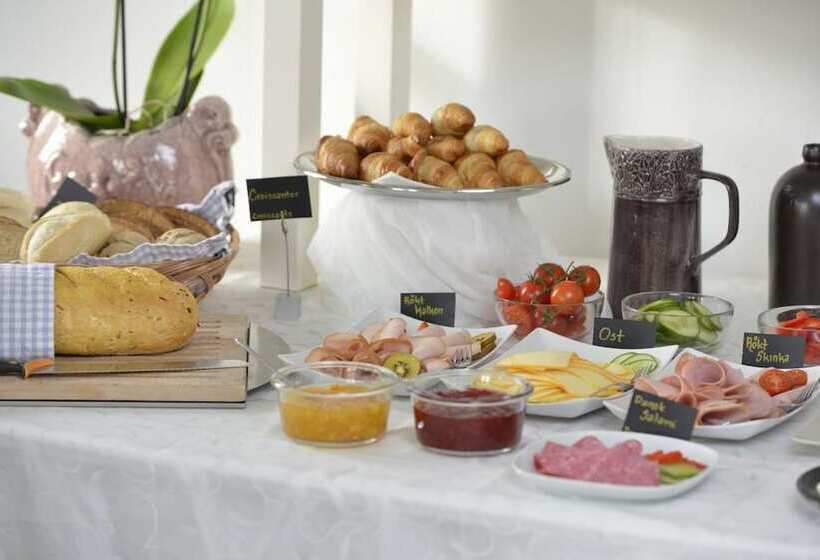 فندق Charlotte / Stella