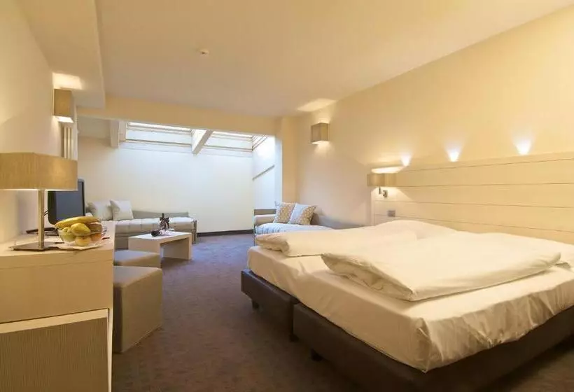 Le Blanc Hotel & Spa
