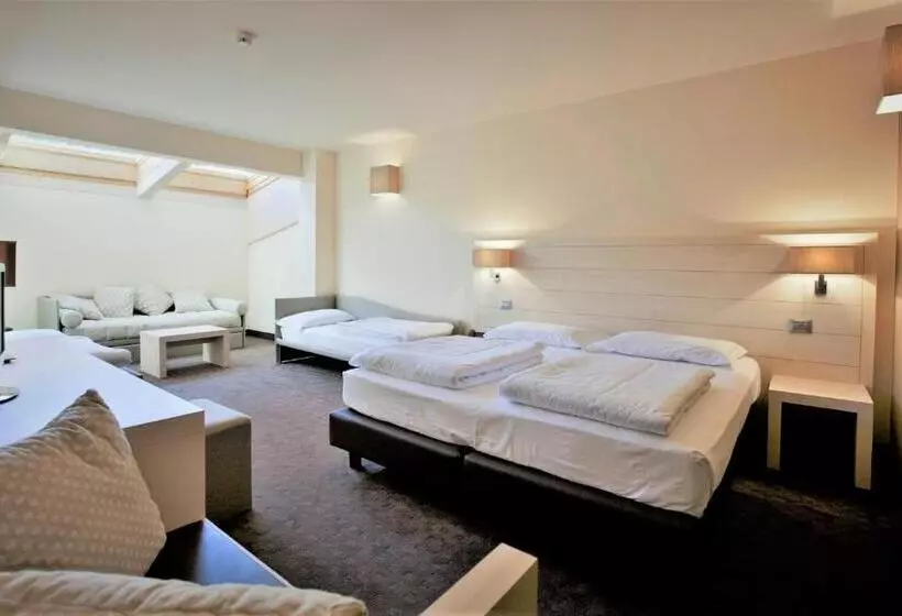 Le Blanc Hotel & Spa