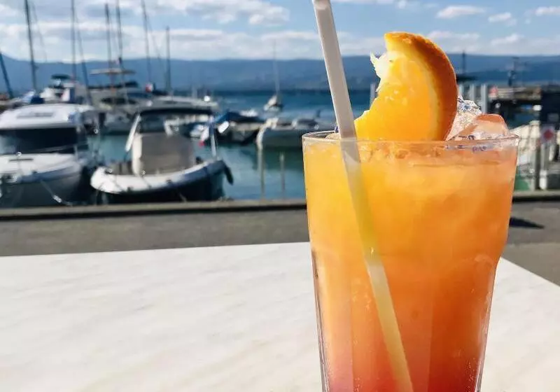 هتل Le Jules Verne