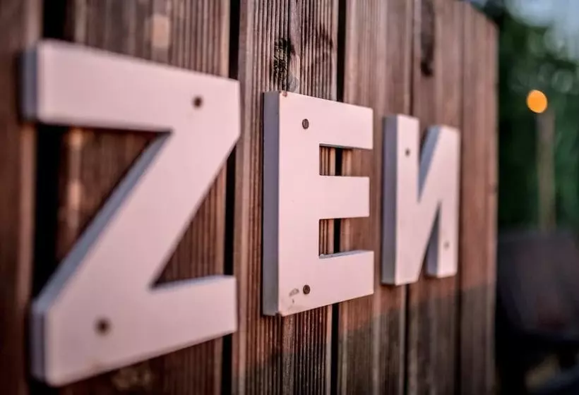 فندق Lodge La Petite Couronne