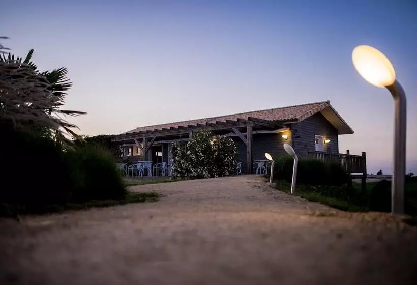 فندق Lodge La Petite Couronne