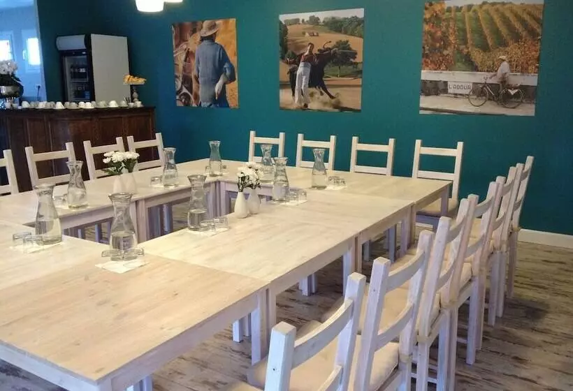 فندق Lodge La Petite Couronne