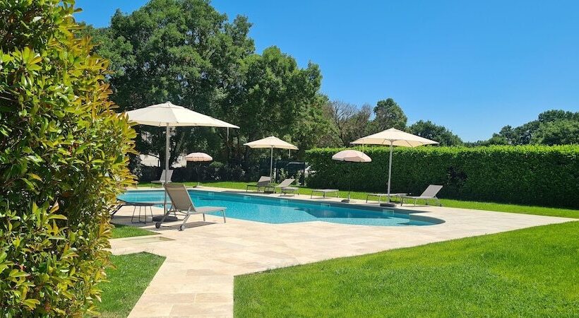 בית מלון כפרי Logis Hôtels Le Bellaroc Hôtel 2 étoiles Et Restaurant