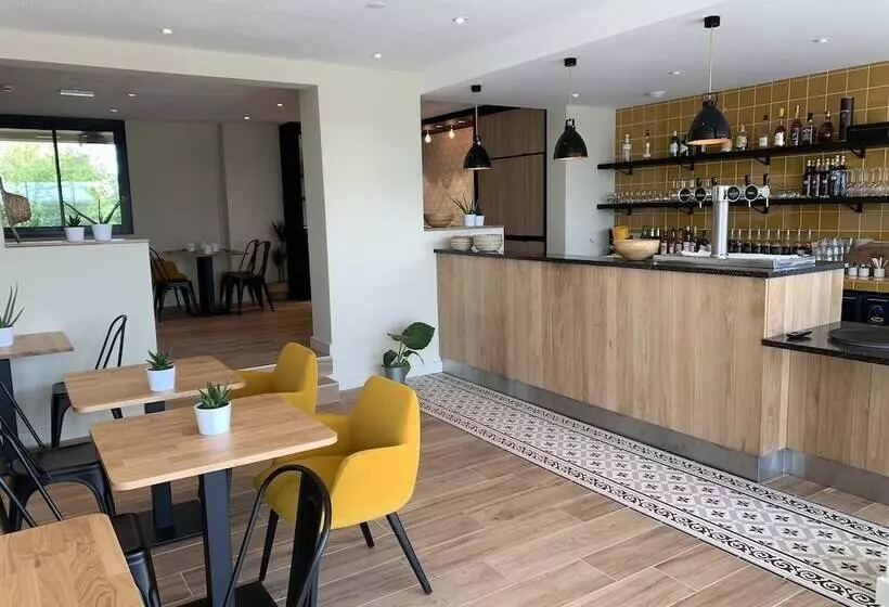 בית מלון כפרי Logis Hôtels Le Bellaroc Hôtel 2 étoiles Et Restaurant