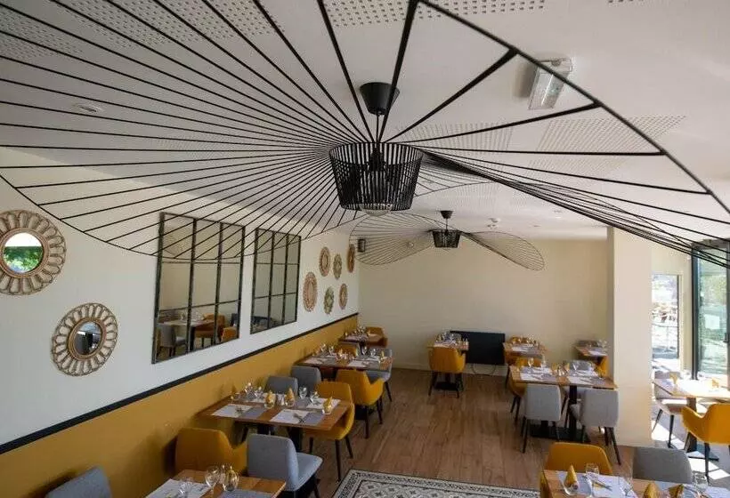 בית מלון כפרי Logis Hôtels Le Bellaroc Hôtel 2 étoiles Et Restaurant