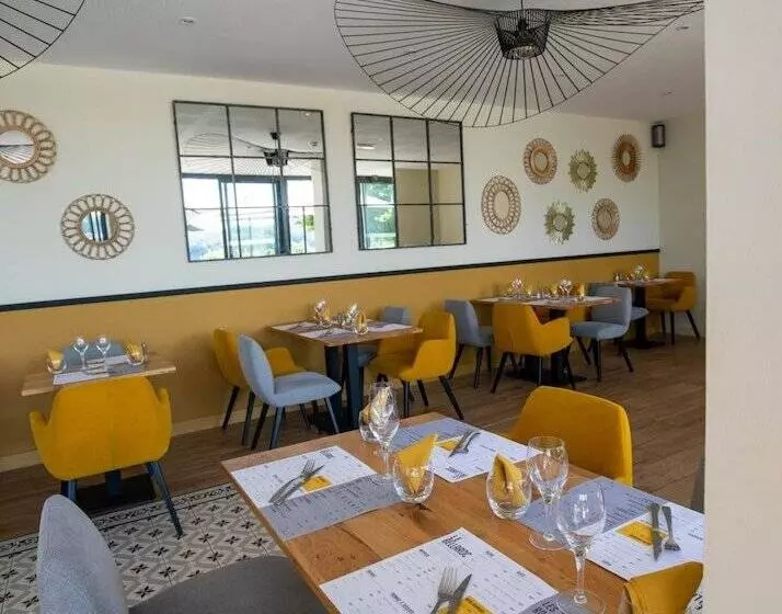 בית מלון כפרי Logis Hôtels Le Bellaroc Hôtel 2 étoiles Et Restaurant