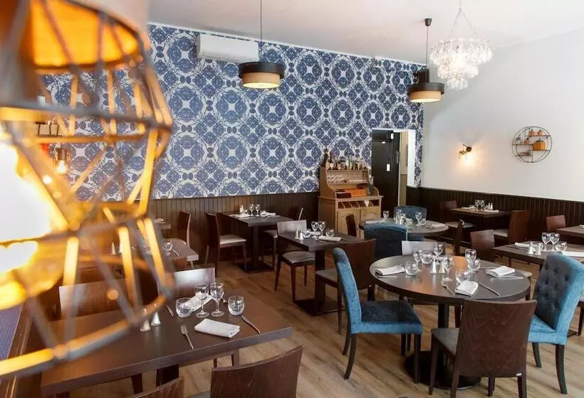 Logis Hotel & Restaurant De La Basilique