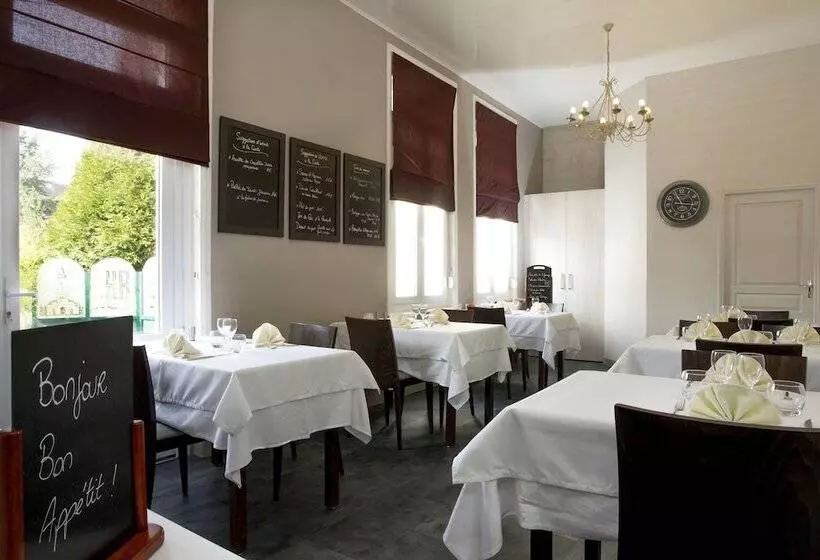 Logis Hotel & Restaurant De La Basilique