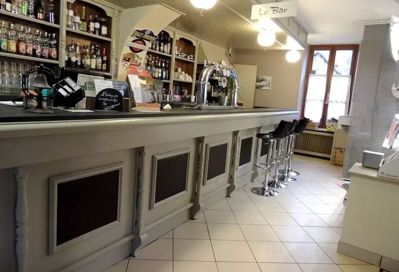 ホテル Logis Hôtel Restaurant Les Coudercous