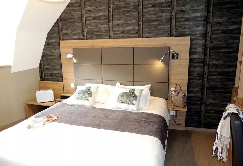 ホテル Logis Hôtel Restaurant Les Coudercous