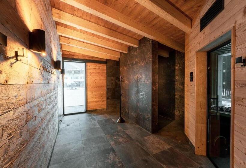 בית מלון כפרי Majon Miramonti