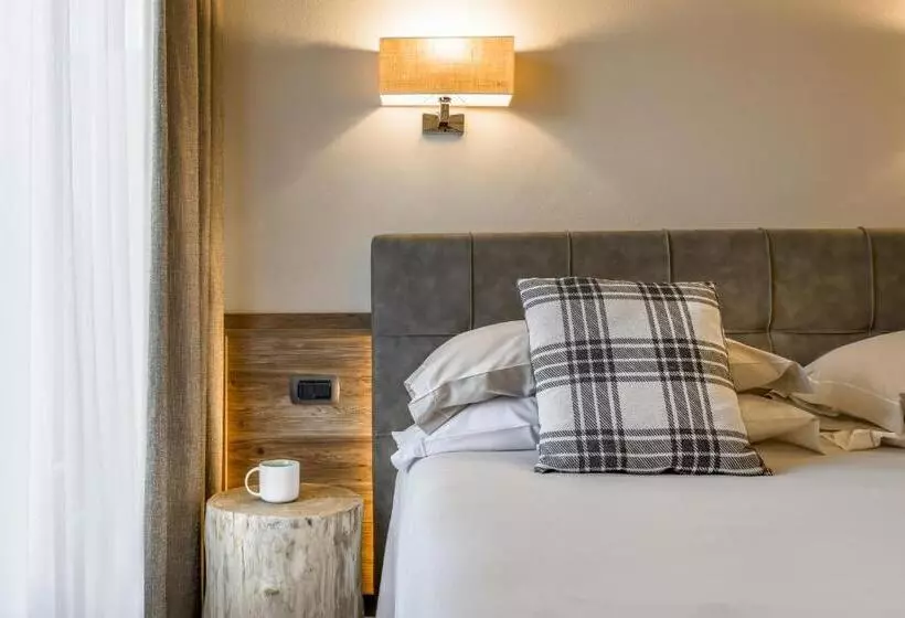 Отель Miramonti Park