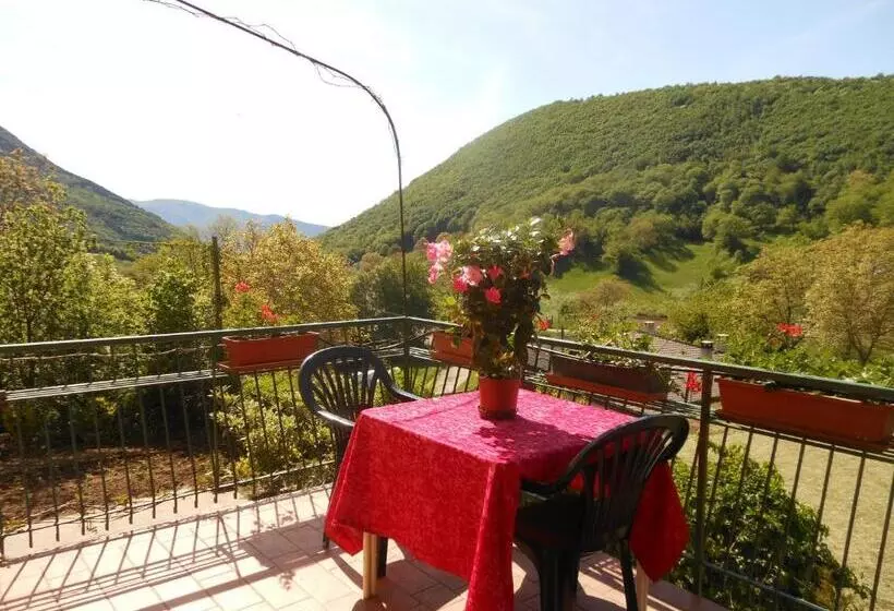 Отель Montebaldina