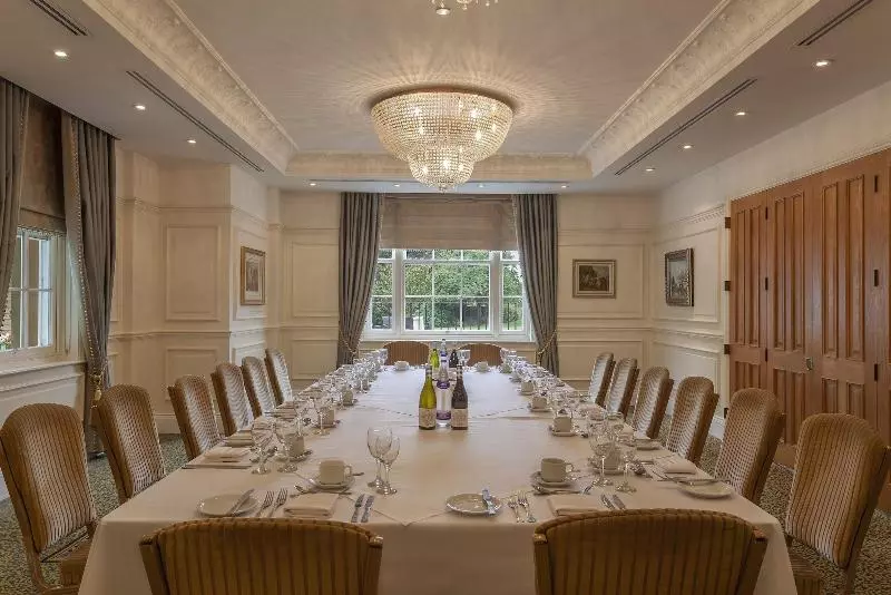 Отель Orsett Hall