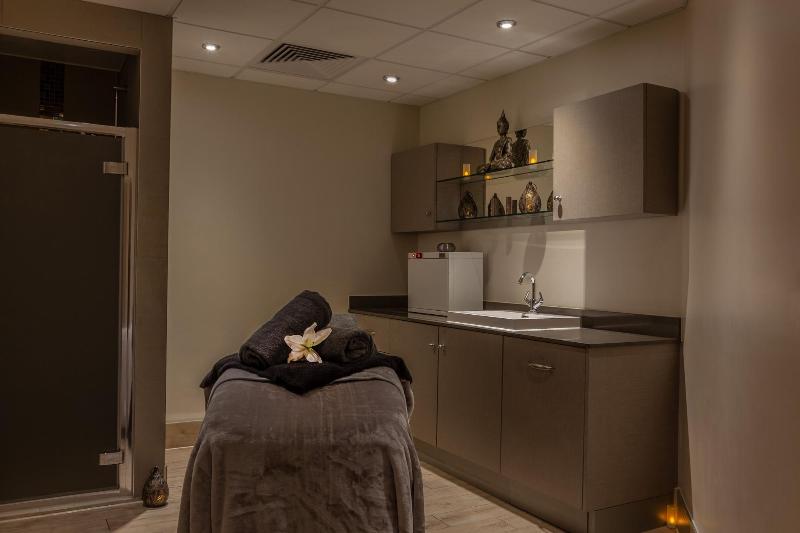 فندق Orsett Hall