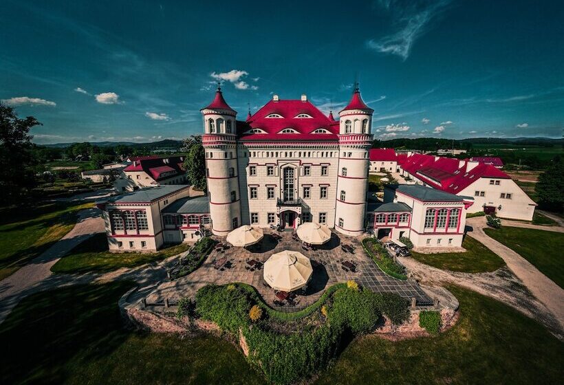 酒店 Pałac Wojanów