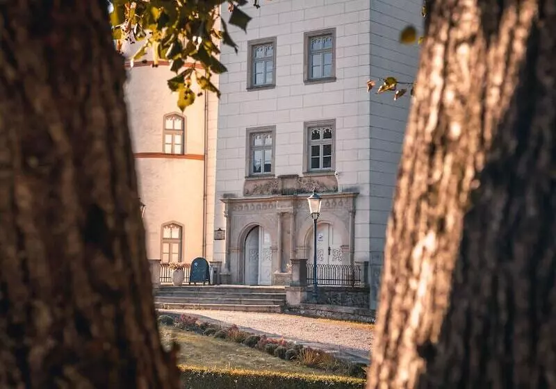 בית מלון כפרי Pałac Wojanów