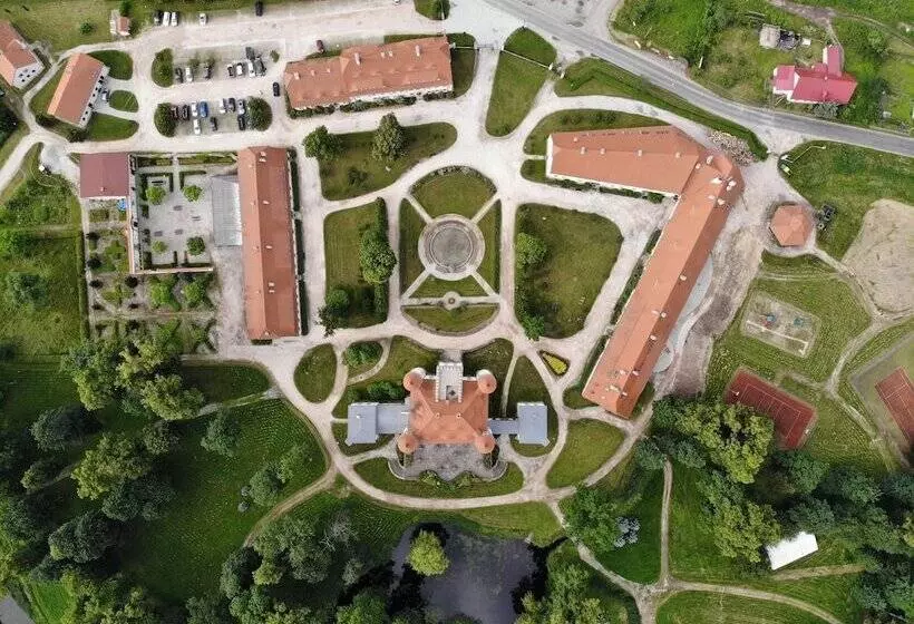 בית מלון כפרי Pałac Wojanów