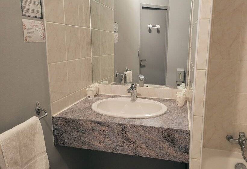 فندق Restaurant Les Chataigniers