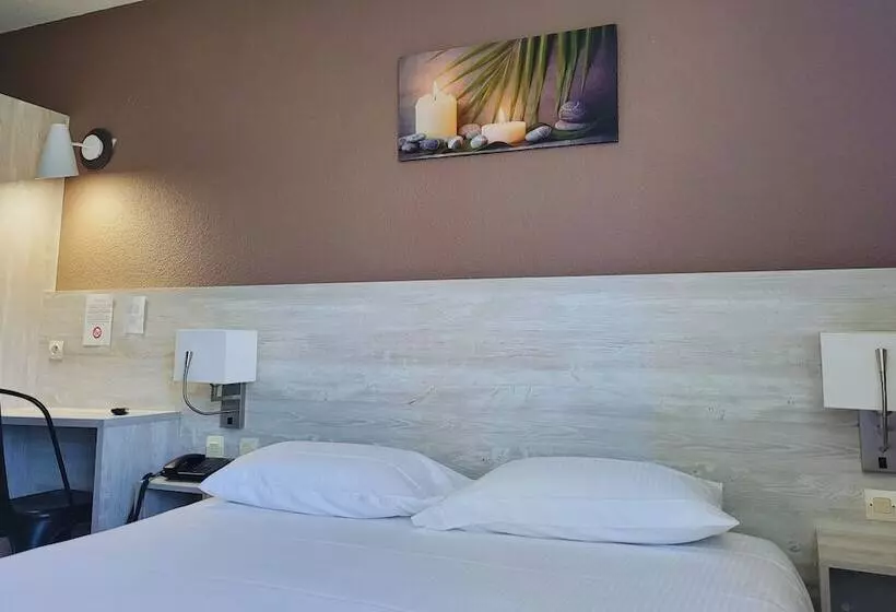 Отель Restaurant Les Chataigniers