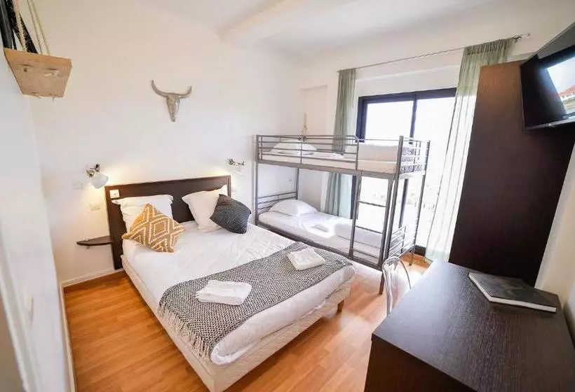 Single Fin Hotel & Lodge