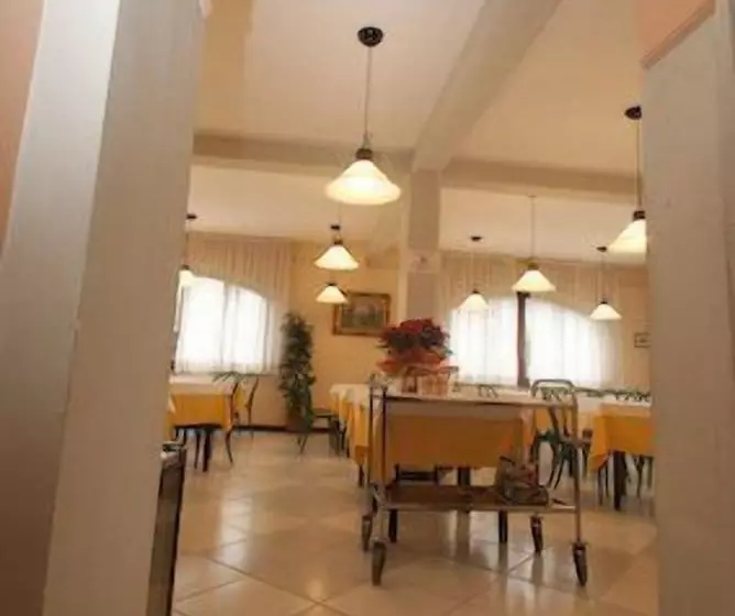 בית מלון כפרי The Marquee